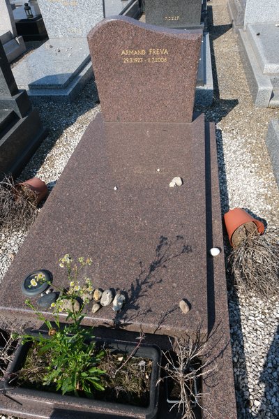Stèle de Fréva Armand
