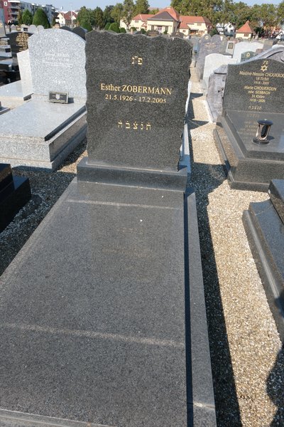 Stèle de Zobermann Esther