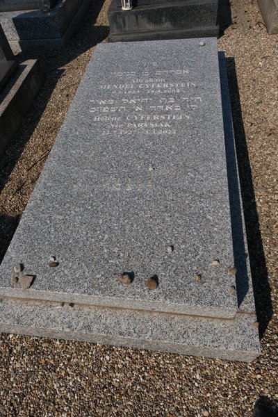 Grabstein von Cyferstein Hélène