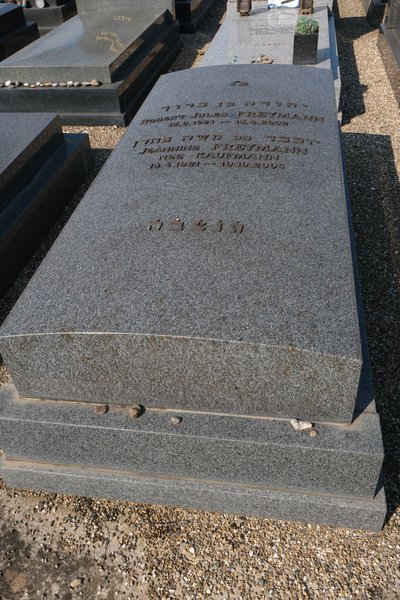 Estela de Freymann Jeanine