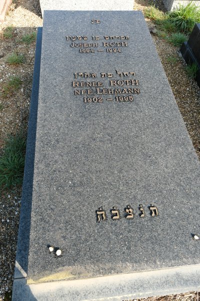 מצבת Roth Joseph