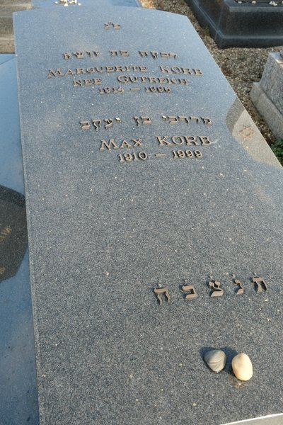 Korb Marguerite fejfája
