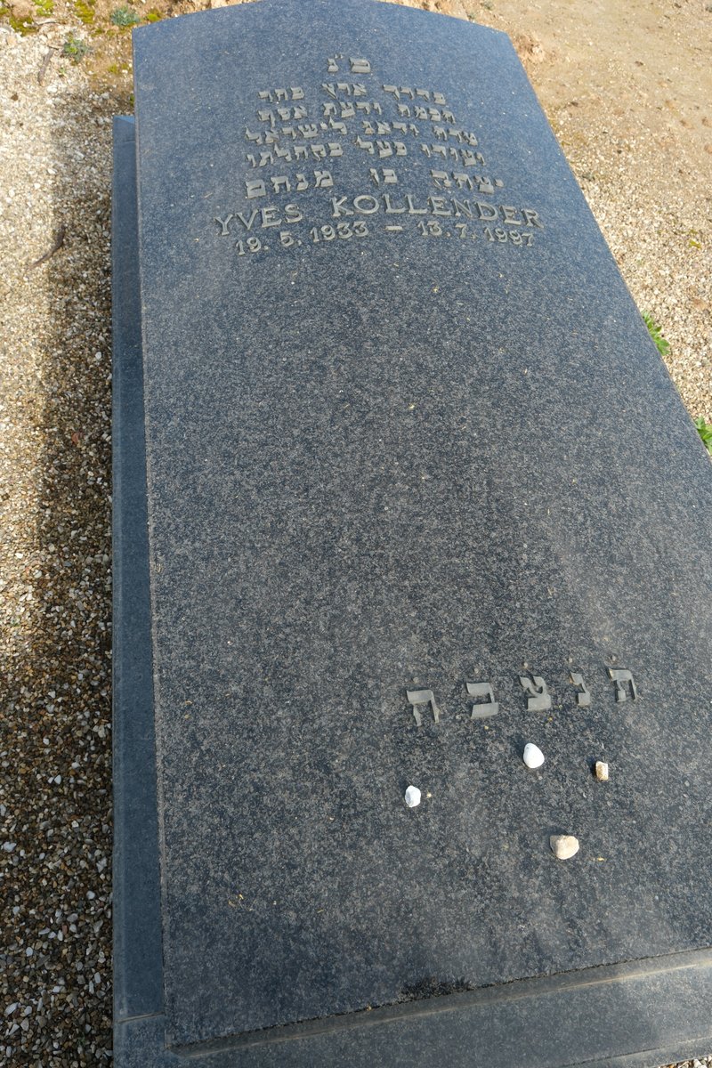 Lápide de Kollender Yves
