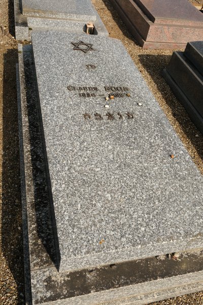 Stèle de Roos Claude