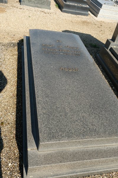 Stèle de Bickard Claude