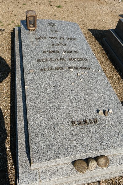 Tombstone of Sellam Roger