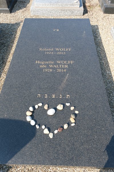 شاهدة قبر Wolff Huguette