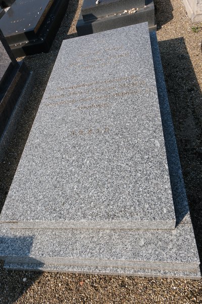 Grabstein von Maier Hilde Laure