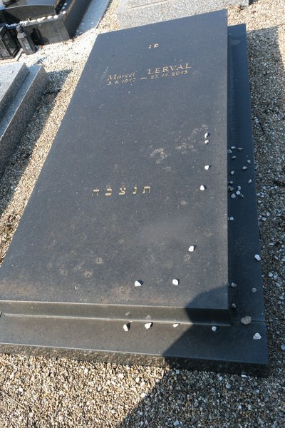Stèle de Lerval Marcel