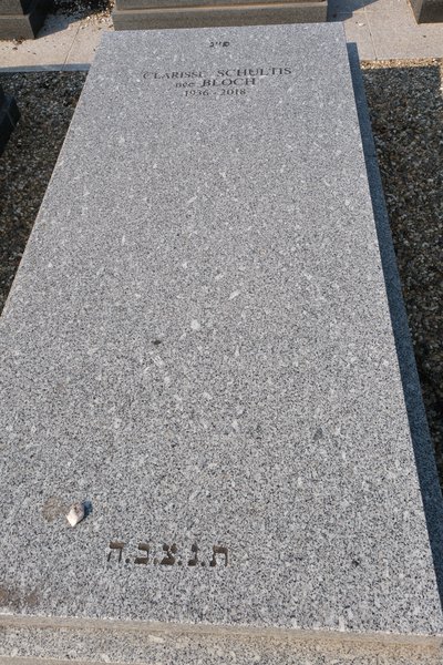 Lápide de Schultis Clarisse