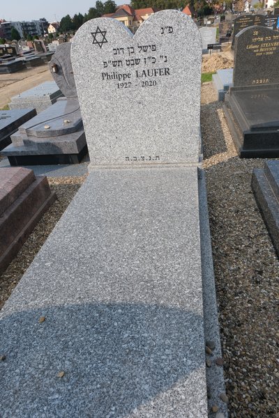 Tombstone of Laufer Philippe