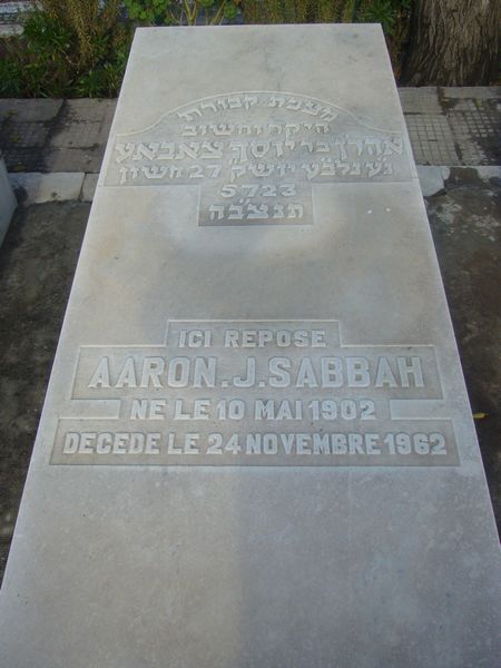 Lápide de SABBAH Aaron J.