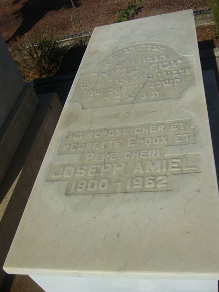 Estela de AMIEL Joseph