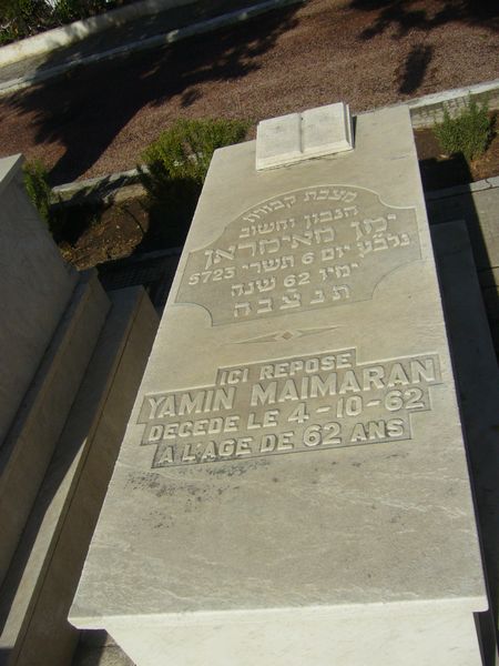 Lápide de MAIMARAN Yamin