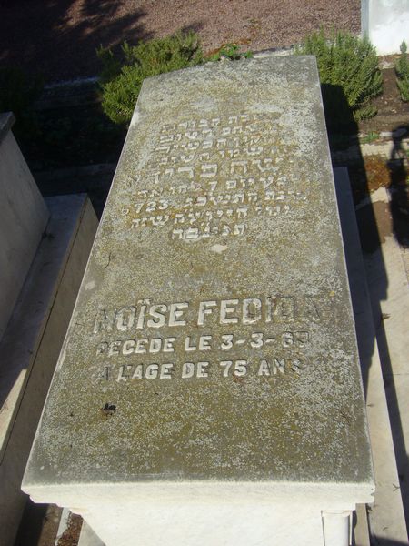 Grafsteen van FEDIDA Moise
