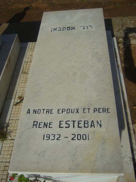 Grafsteen van ESTEBAN Rene
