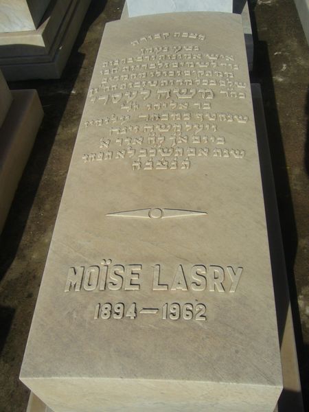 מַצֵּבה פון LASRY Moise