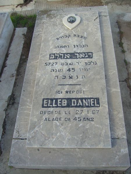 Grafsteen van ELLEB Daniel