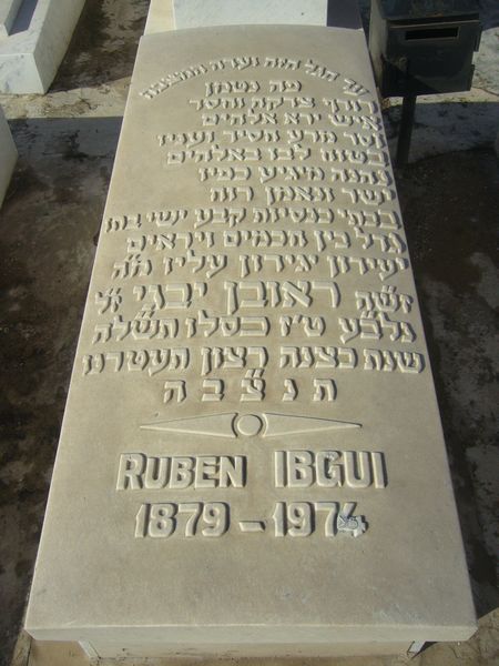 Stèle de IBGUI Ruben