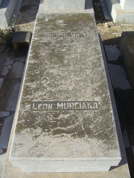 Lápide de MURCIANO Leon