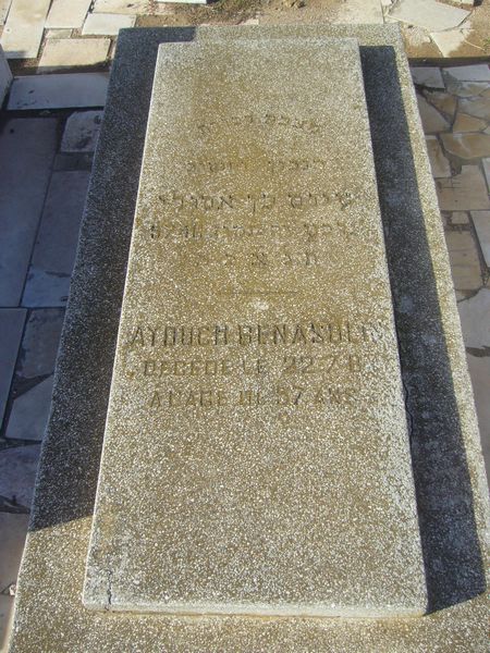 Estela de BENASULI Ayouch