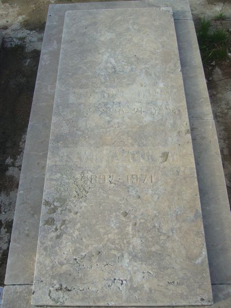 Tombstone of AZOULAY Isaac