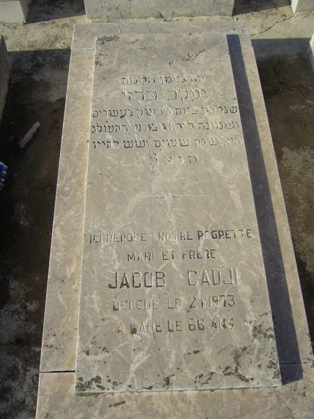 Grafsteen van CADJI Jacob