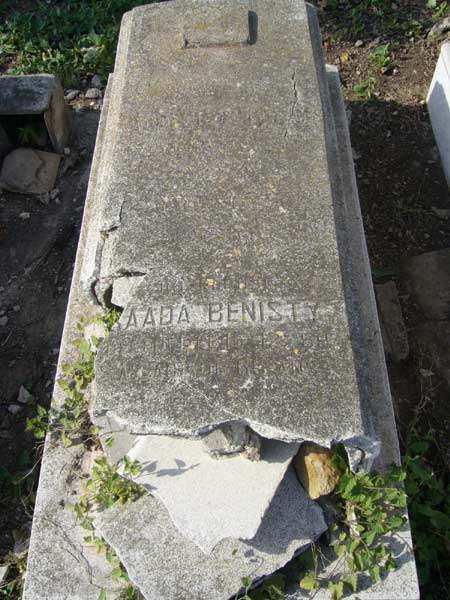 Lápide de BENISTY Saada
