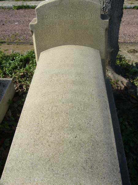 Stèle de GNENOUN Solica