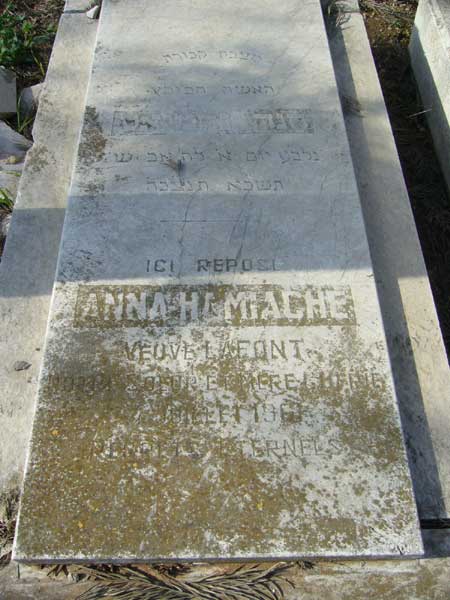 Stèle de LAFONT Anna