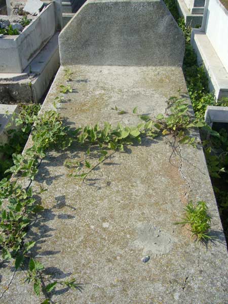Tombstone of ABETBOL Johra