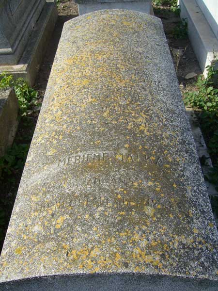 Grafsteen van MALKA Merieme