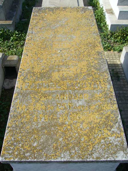 Tombstone of MOUYAL Rachel