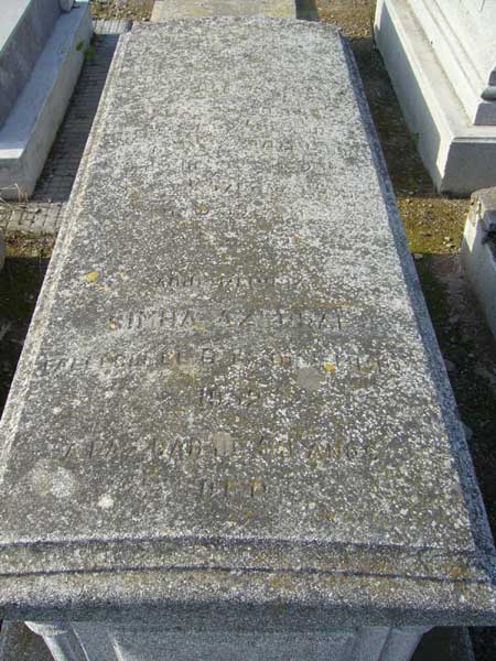 AZERRAF Simha fejfája