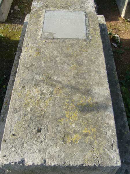 Stèle de OUAHNOUNOU Freha