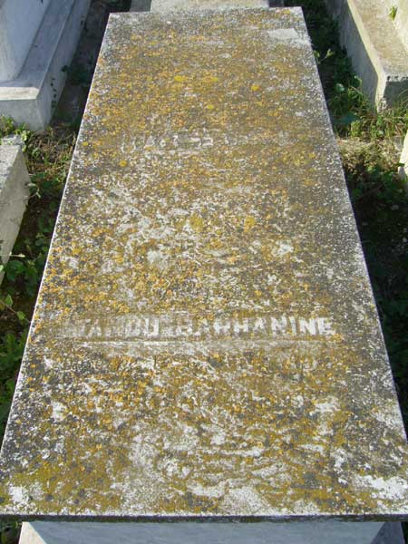 Lápide de BARHANINE Tamou