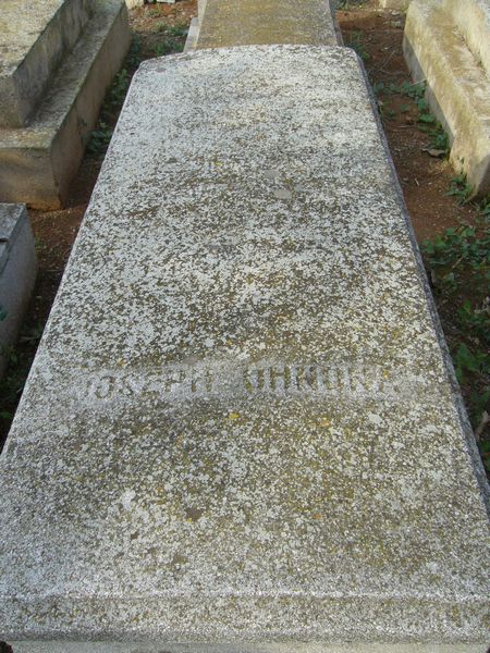 מַצֵּבה פון OHNONA Joseph