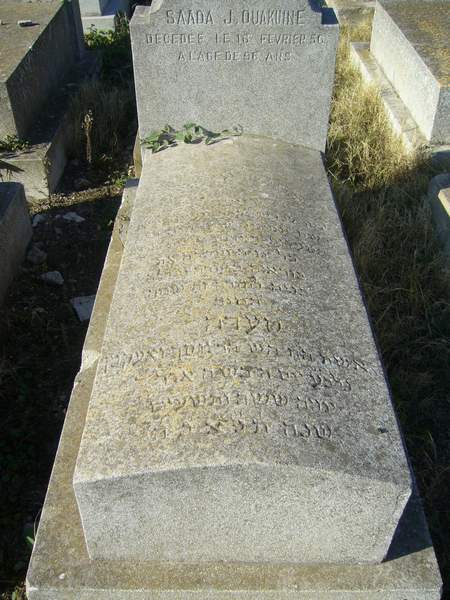 Tombstone of OUAKNINE Saada J