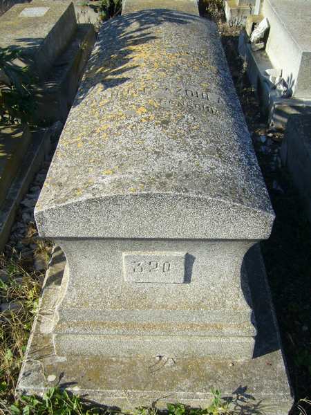 Tombstone of AZOULAY