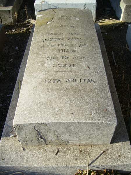 מַצֵּבה פון ABETTAN Izza