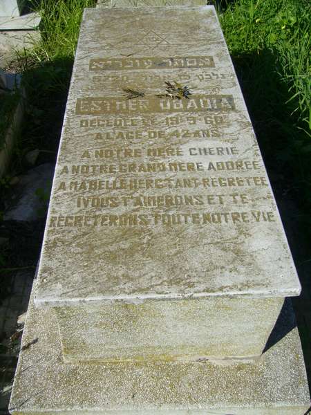 Tombstone of OBADIA Esther