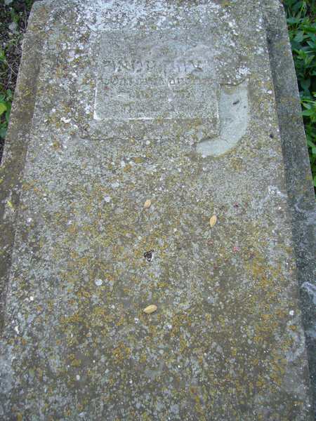 Tombstone of AMAR Isaac