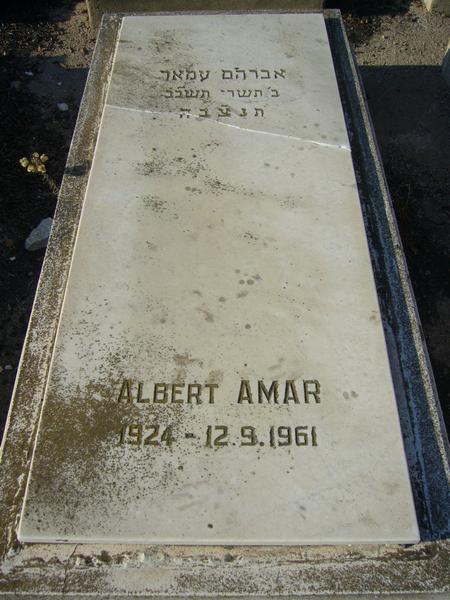 Grafsteen van AMAR Albert