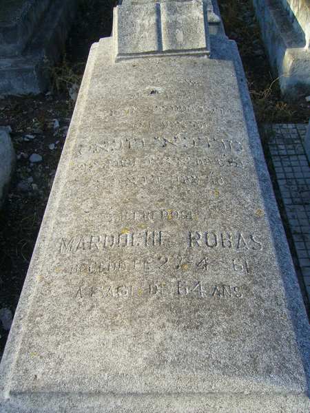 Stèle de ROBAS Mardochi