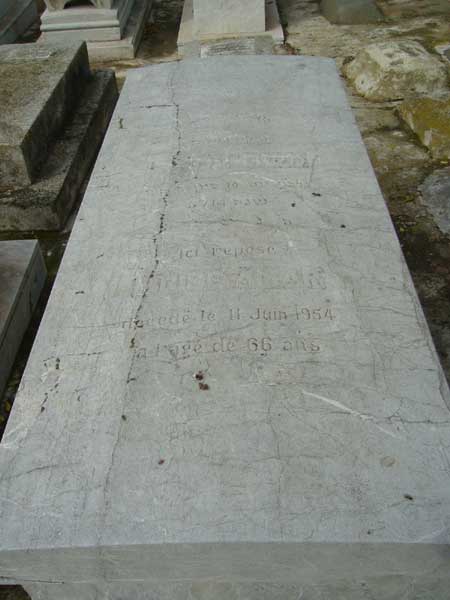 Tombstone of AMAR Moise