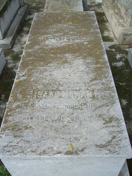 מצבת MAMAN Isaac