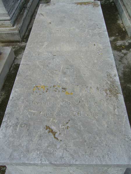 Stèle de LEVY Moise