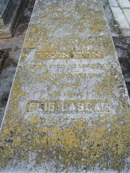 Tombstone of LASCAR Elie