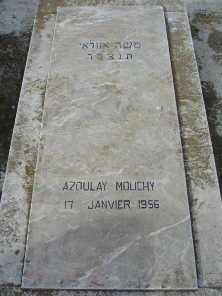 מַצֵּבה פון AZOULAY Mouchy