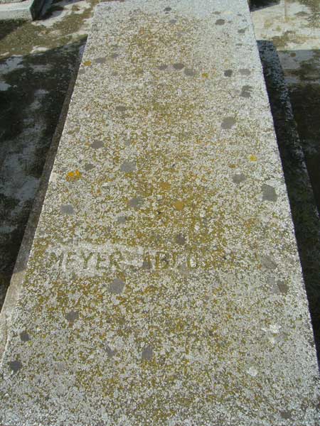 מַצֵּבה פון ABECASSIS Meyer